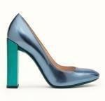 Zapatos de piel de charol metalizada azul de Fendi